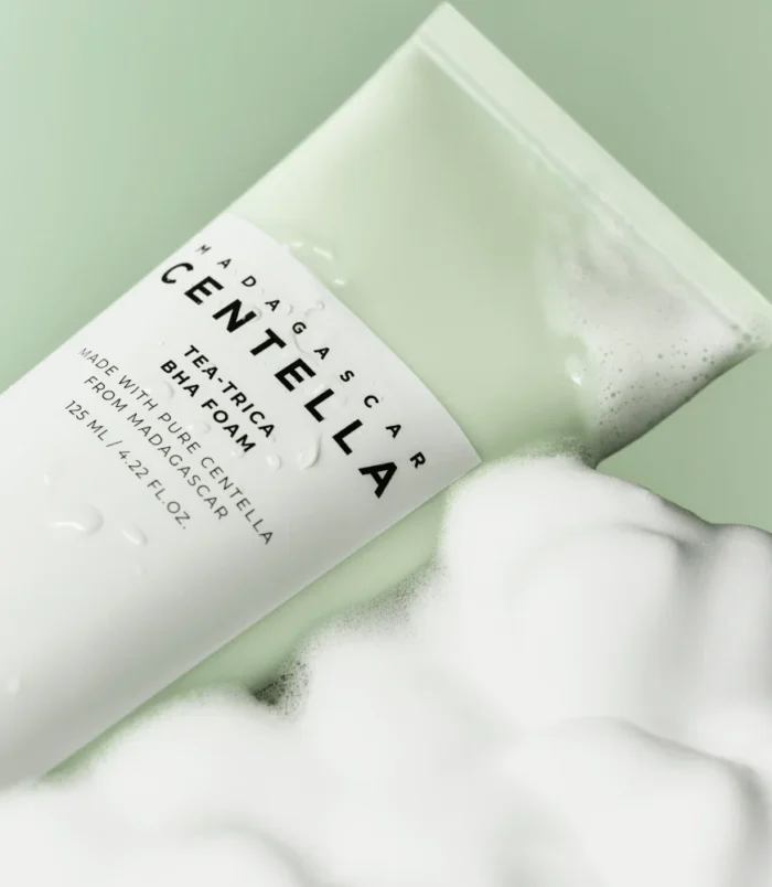 skin1004-tea-trica-bha-foam-37889689518326_1440x
